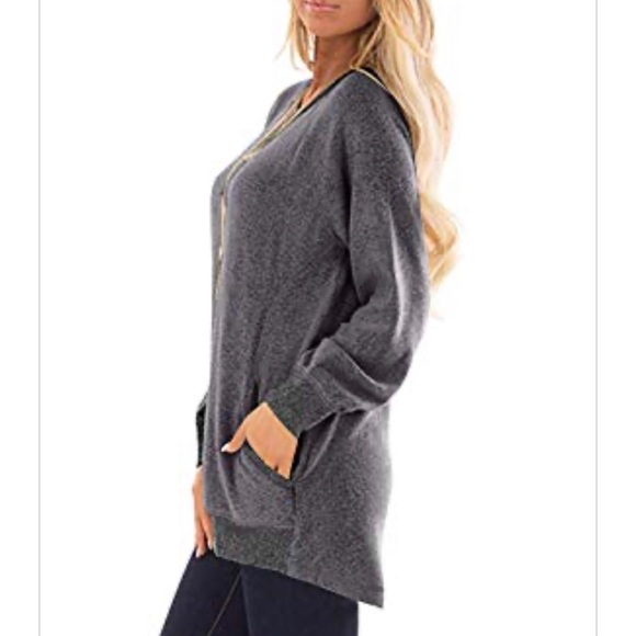 Long sleeve gray Casual Top w Pockets - Picture 2 of 6